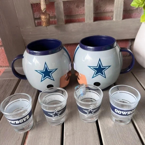Dallas Cowboys NFL bundle, Two Mugs & 4 shot glasses Tailgate Fathers Day NEW
